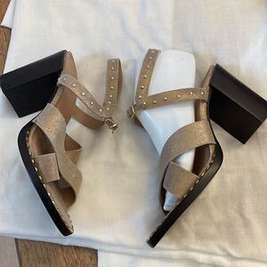 KLUB NICO CHUNKY HEEL SANDALS.  NEW